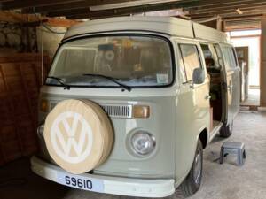 Imagen 3/12 de Volkswagen T2b Westfalia (1975)