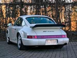 Image 12/52 of Porsche 911 Carrera RS &quot;America&quot; (1992)