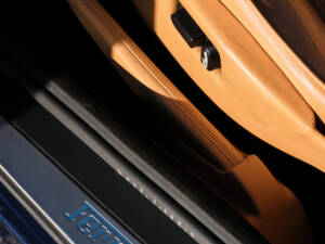 Image 46/72 of Ferrari 550 Maranello (2000)