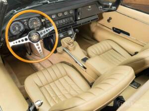 Bild 18/19 von Jaguar E-Type 4.2 (1967)