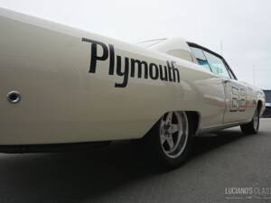 Image 28/65 de Plymouth Sport Fury (1968)