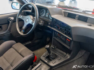 Image 48/51 of BMW M 635 CSi (1985)