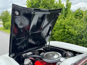 Image 41/52 of Chevrolet Corvette Sting Ray Convertible (1963)