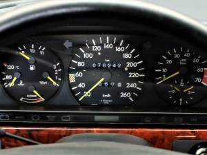 Immagine 74/84 di Mercedes-Benz 560 SEL (1987)