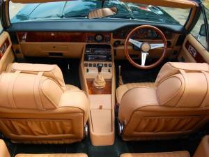 Image 24/25 of Aston Martin V8 Volante (1979)