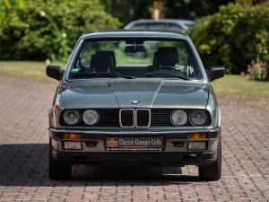 Image 6/50 de BMW 325e (1985)