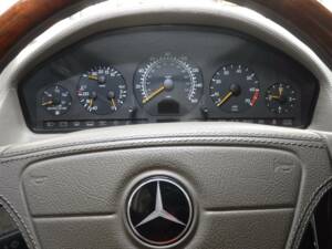 Immagine 16/35 di Mercedes-Benz SL 600 (1998)