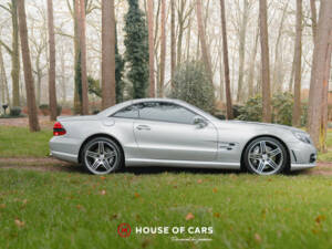 Image 9/43 of Mercedes-Benz SL 63 AMG (2008)