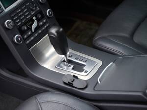 Image 46/50 of Volvo V70 AWD (2009)