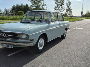 Image 3/8 of Audi 72 (1966)