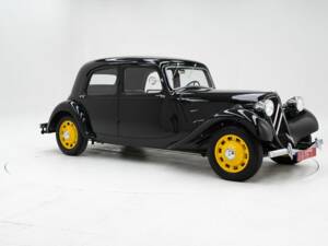 Afbeelding 3/15 van Citroën Traction Avant 11 BL Légère (1938)
