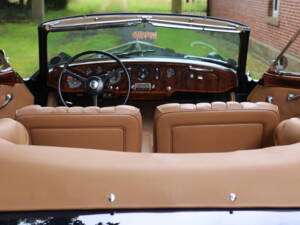 Imagen 40/47 de Bentley S1 DHC Park Ward (1956)