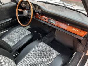 Image 14/23 of Porsche 911 2.0 (1964)