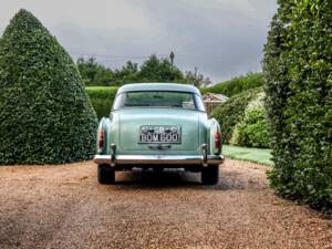 Image 24/43 of Bentley S 2 Continental (1961)