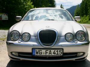 Bild 4/51 von Jaguar S-Type 4.0 V8 (2000)