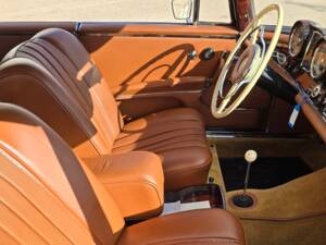 Immagine 22/40 di Mercedes-Benz 300 SE (1964)