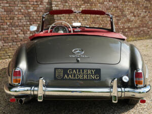 Bild 41/50 von Mercedes-Benz 190 SL (1960)