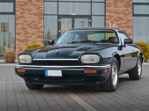 Image 4/55 of Jaguar XJS 6.0 (1994)