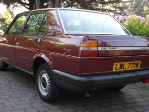 Image 3/9 of Alfa Romeo Giulietta 1.6 (1981)