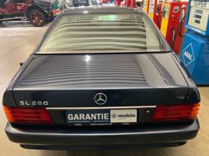 Image 15/21 de Mercedes-Benz SL 280 (1995)