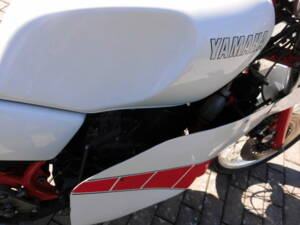 Image 8/9 of Yamaha DUMMY (1980)