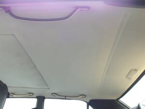 Immagine 52/98 di Mercedes-Benz 190 E 2.3-16 (1985)