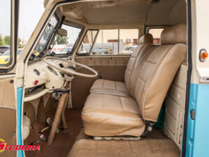 Imagen 26/31 de Volkswagen T1 Brasil &quot;Samba&quot; (1974)