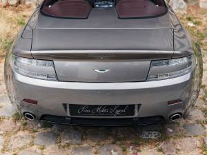 Immagine 11/28 di Aston Martin V8 Vantage Roadster (2010)