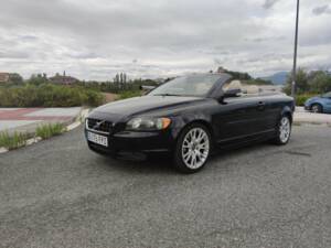 Bild 2/7 von Volvo C70 T5 (2007)