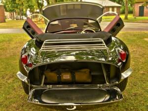 Image 21/50 of Jaguar XK-SS (1967)