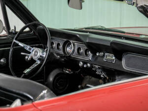 Image 38/50 of Ford Mustang 289 (1966)