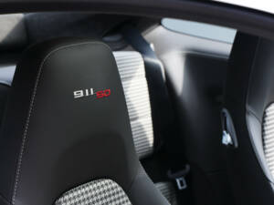 Image 36/43 de Porsche 911 Carrera S &quot;50 Jahre 911&quot; (2013)
