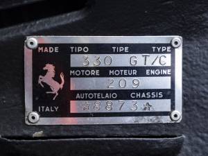 Image 20/50 de Ferrari 330 GTC (1967)
