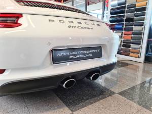 Image 12/19 of Porsche 911 Carrera (2016)