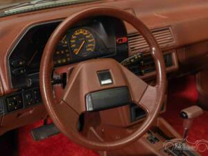 Imagen 12/20 de Mazda 626 2,0 GLX (1987)