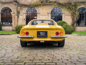 Image 18/25 of Ferrari Dino 246 GT (1970)