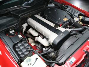 Imagen 27/30 de Mercedes-Benz 300 SL-24 (1991)