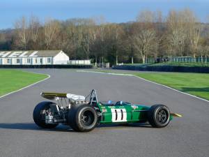 Image 8/20 of Brabham BT26 (1968)