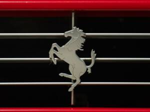 Image 37/50 de Ferrari 328 GTS (1987)