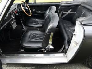 Bild 47/50 von Aston Martin DB 6 Vantage Volante (1969)