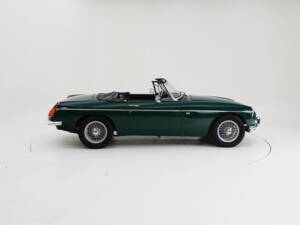 Immagine 6/15 di MG MGB (1977)