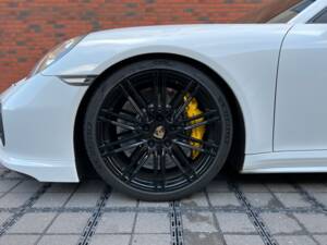 Image 4/27 of Porsche 911 Turbo S (2014)