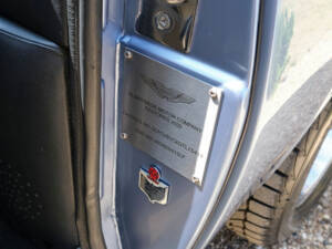 Image 16/22 of Aston Martin V8 Volante (1986)