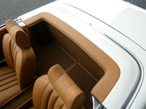 Bild 17/30 von Mercedes-Benz 280 SL (1970)