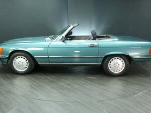 Image 3/29 of Mercedes-Benz 420 SL (1986)