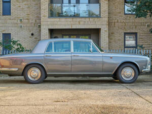 Bild 5/37 von Rolls-Royce Silver Shadow I (1969)