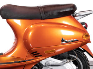 Image 6/28 of Piaggio DUMMY (1998)