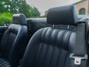 Image 35/50 of FIAT Spider 2000 Pininfarina 50th Anniversary Edition (1981)