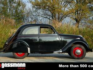 Image 4/15 of Peugeot 203 (1949)