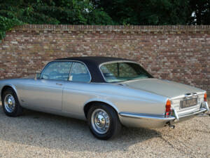 Bild 7/50 von Jaguar XJ 6 C 4.2 (1975)